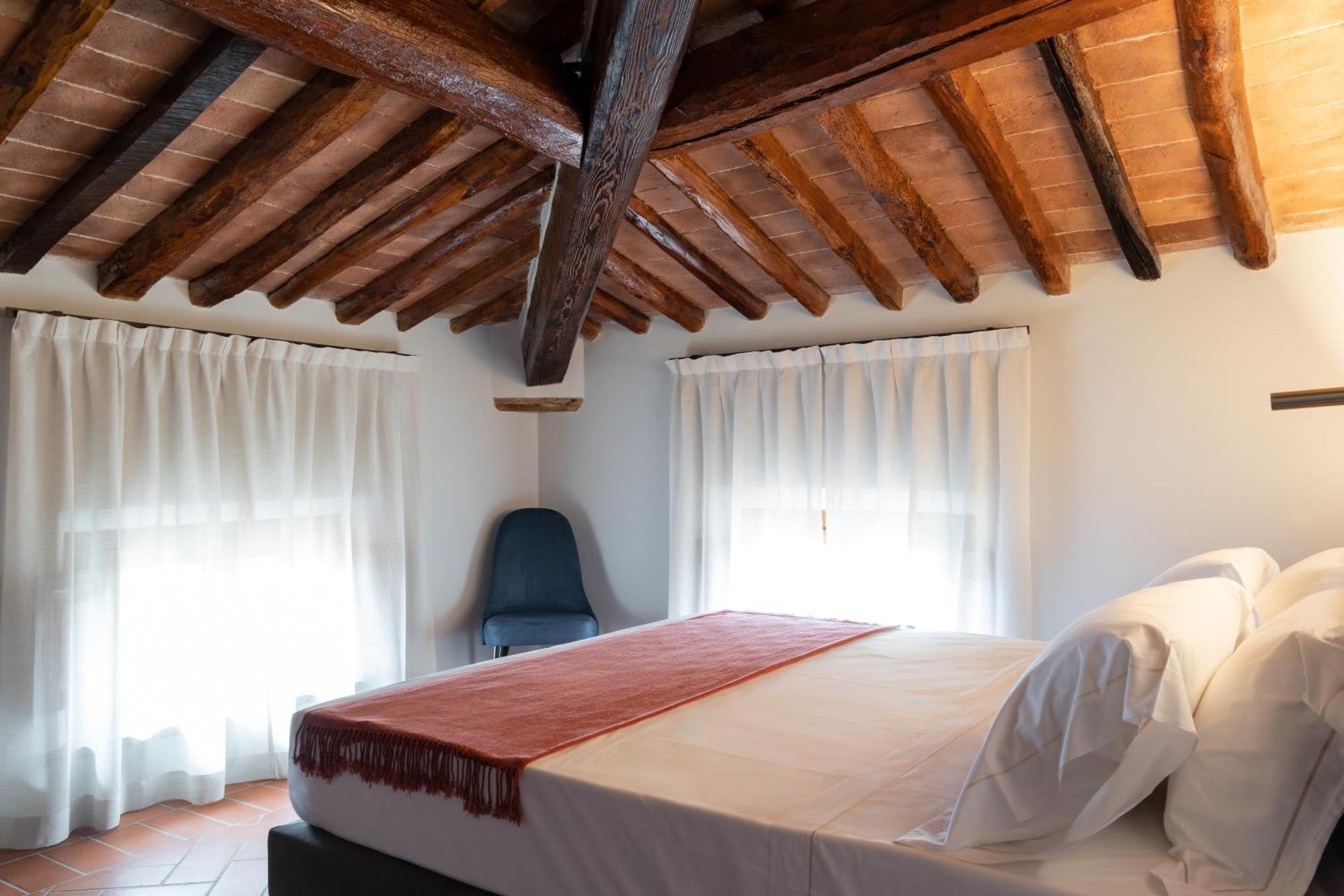 Borgo Bucciano Villa ซานมีเนียโต ภายนอก รูปภาพ