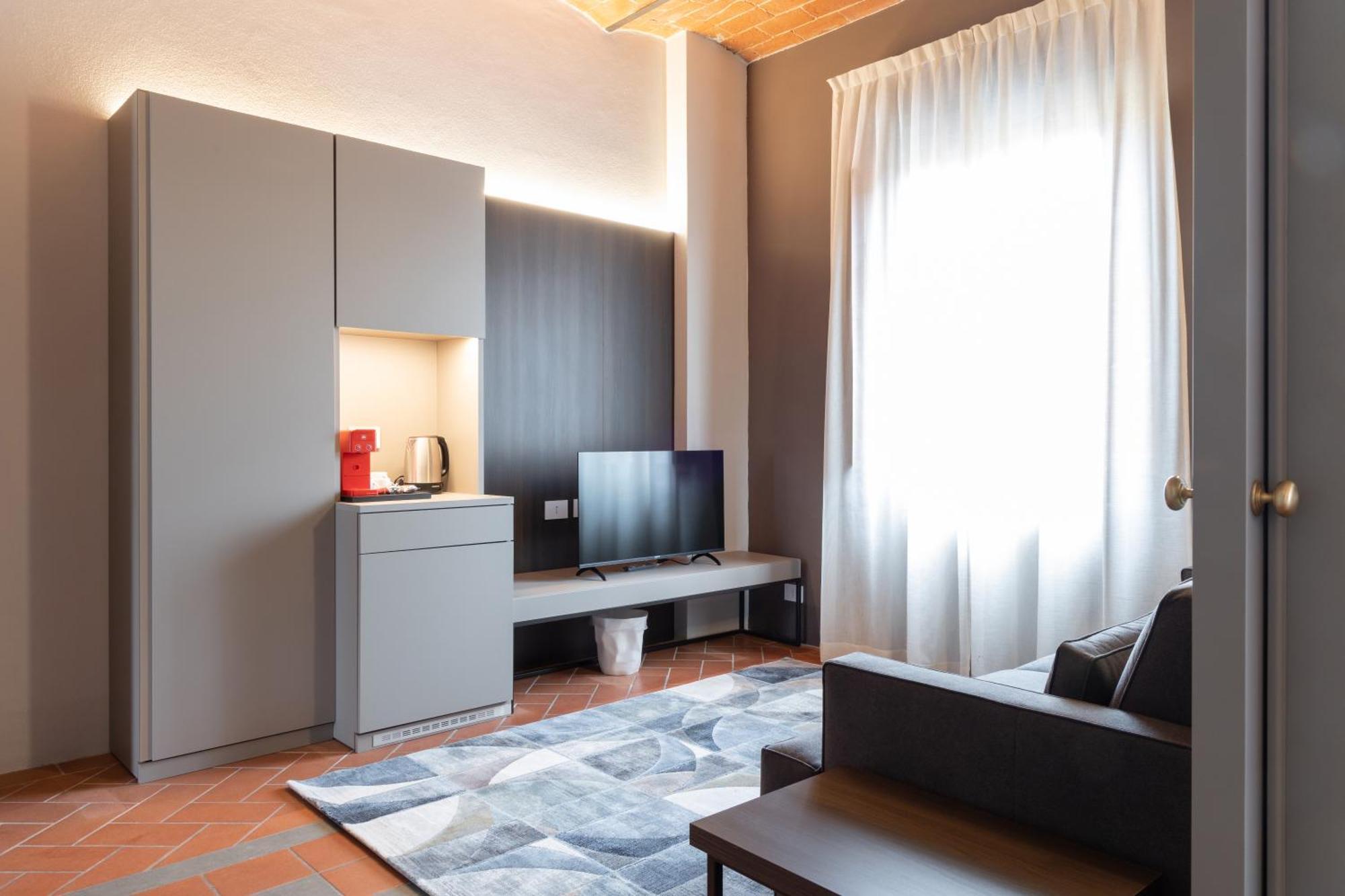 Borgo Bucciano Villa ซานมีเนียโต ภายนอก รูปภาพ