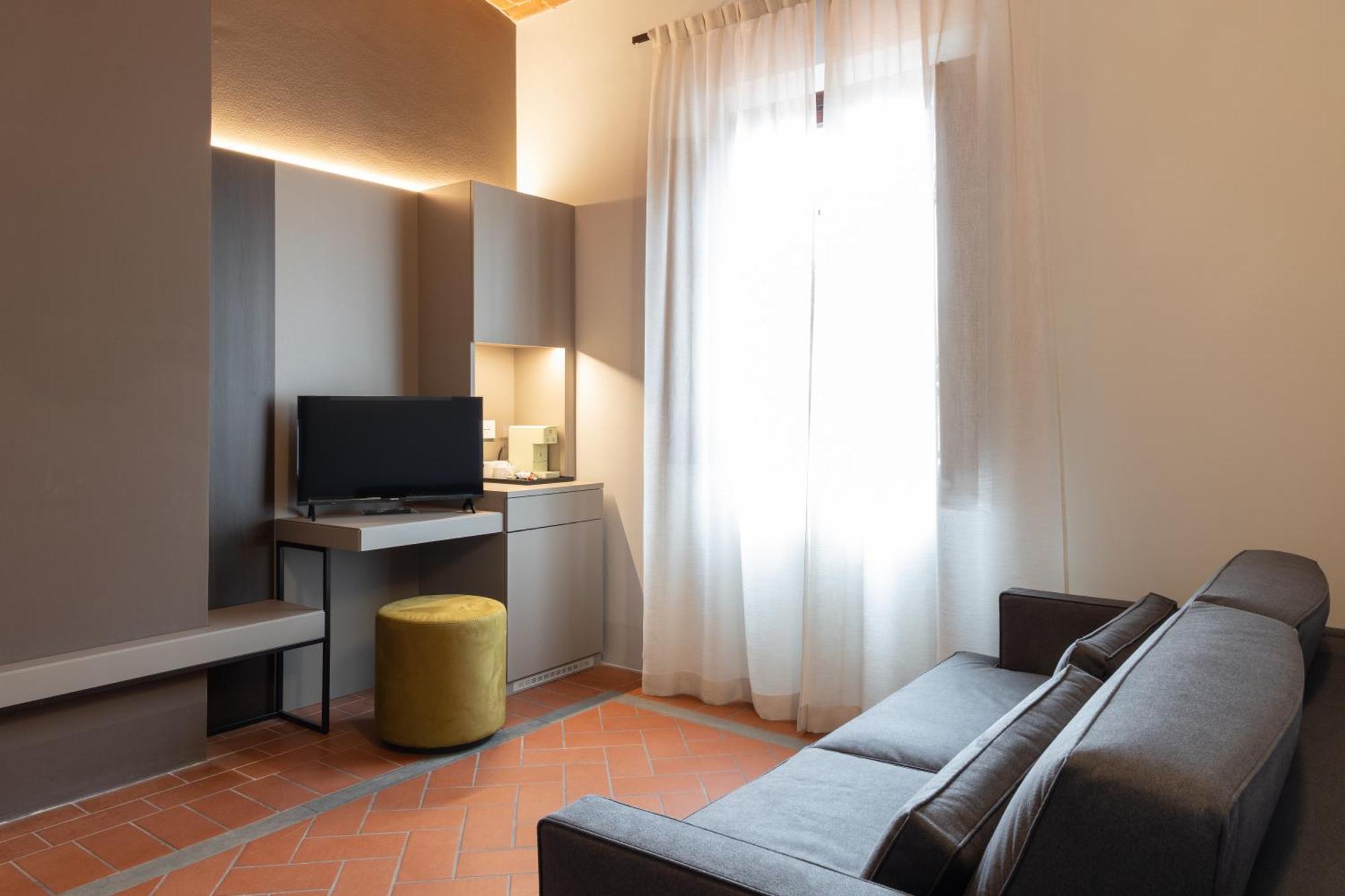 Borgo Bucciano Villa ซานมีเนียโต ภายนอก รูปภาพ