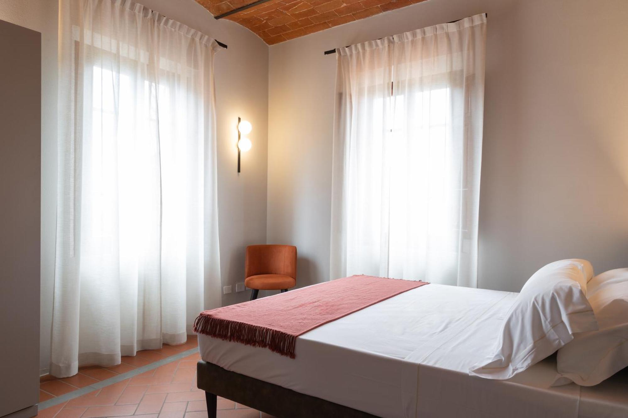Borgo Bucciano Villa ซานมีเนียโต ภายนอก รูปภาพ